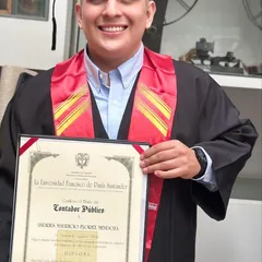 Graduando Andrés Mauricio Flórez Mendoza